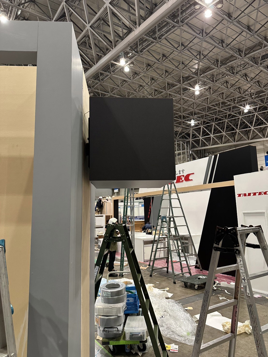 JASIS 2025 展示ブース LEDキューブサイネージ導入